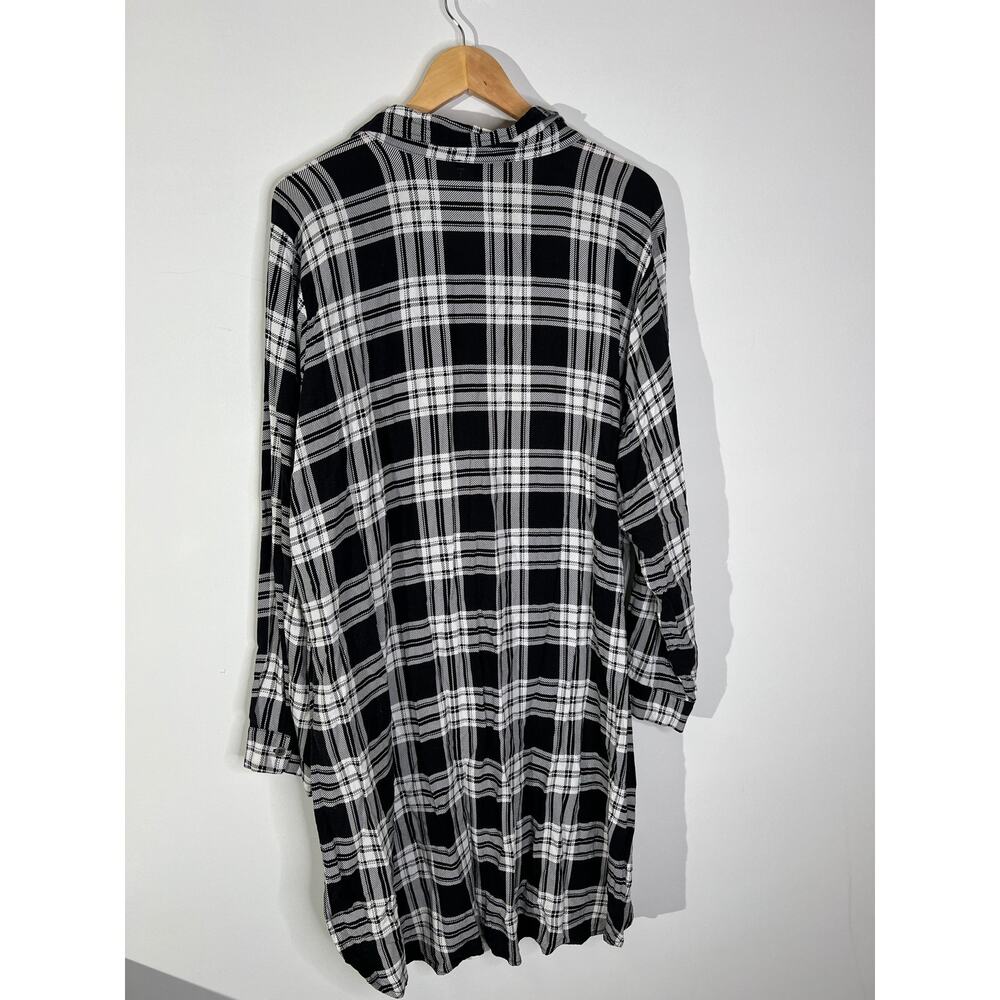 MISS LILI Black & White Plaid Flannel Button-Down Shirt Dress - Size 3XL - Picture 4 of 6